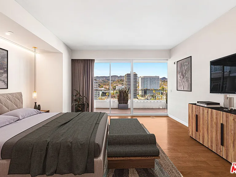6250 Hollywood Blvd #14D — Photo 4