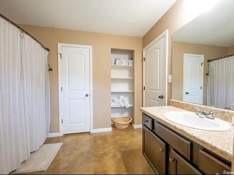 1722 Milburn Dr — Photo 19
