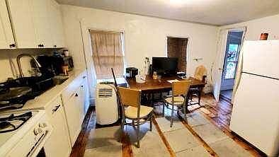 2nd image of 89 Broadway #2