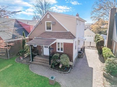 706 6th Avenue, New Hyde Park, NY, 11040