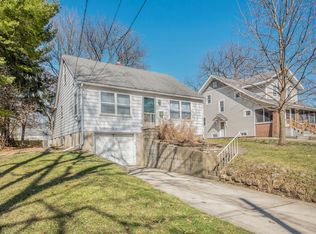 925 Royce Ave, Kalamazoo, MI 49001