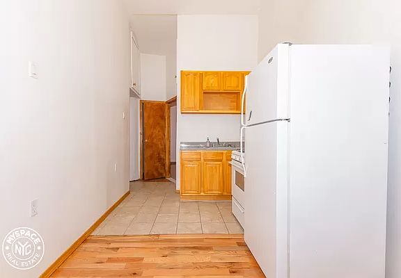 3rd image of 79 Central Ave #9X