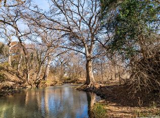 200 Schmidt Ln, Castroville, TX 78009