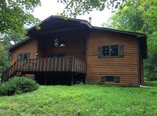 1128 Peninsula Dr, Central City, PA 15926