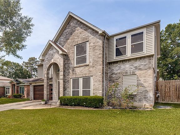 2nd image of 28803 Raestone St