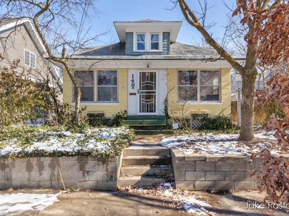 148 Indiana Ave SW, Grand Rapids, MI 49504