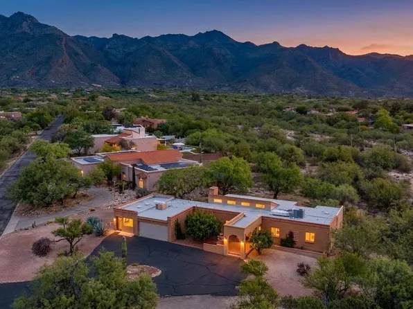 5620 N Barrasca Ave, Tucson, AZ 85750