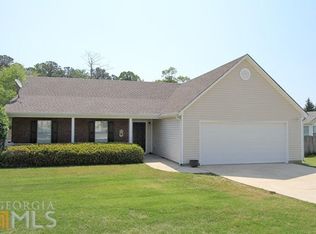4230 Willow Springs Dr, Loganville, GA 30052