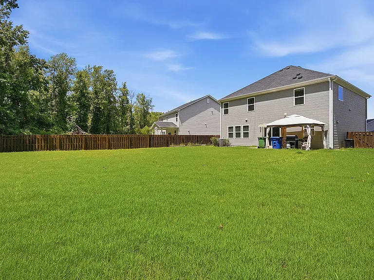 313 Summer Ranch Dr — Photo 26