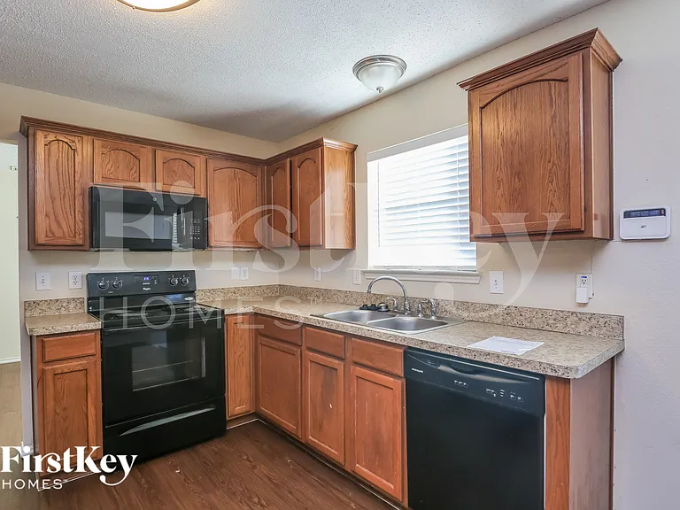 2900 Ocean Dr — Photo 6