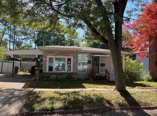 307 W 7th St, Clare, MI 48617