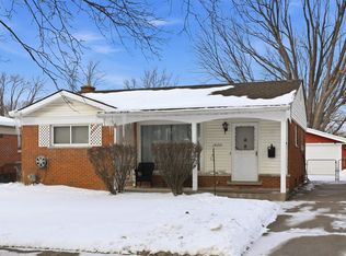 15253 Grovedale St, Roseville, MI