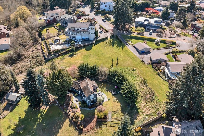 5th image of 6210 Dash Point Boulevard NE