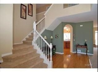 7668 Cascade Way, Gurnee, IL 60031