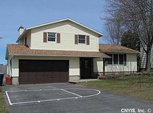 4257 Forestbrook Dr, Liverpool, NY 13090