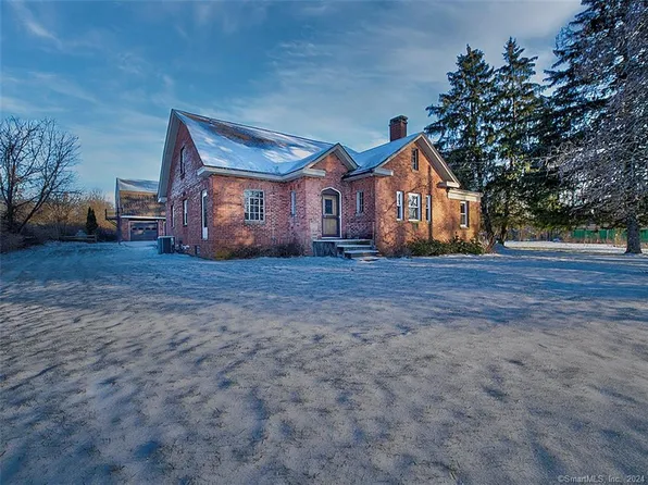 77 Pease Road, Woodbridge, CT 06525