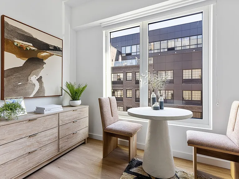 540 Waverly Ave #3S — Photo 4