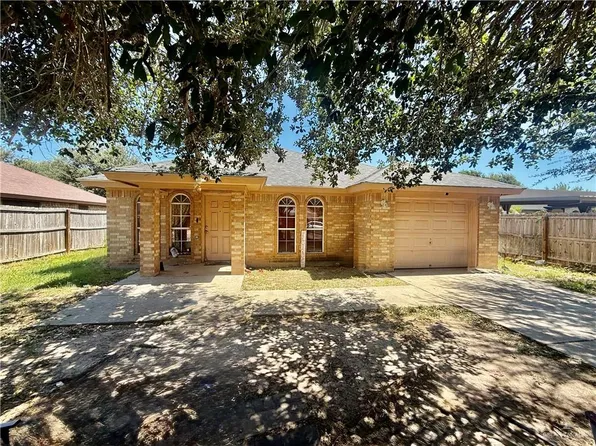 3004 Meadow Ln, Donna, TX 78537