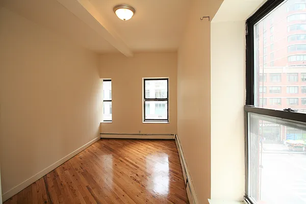 Rented by MAPT Residential LLC | media 4