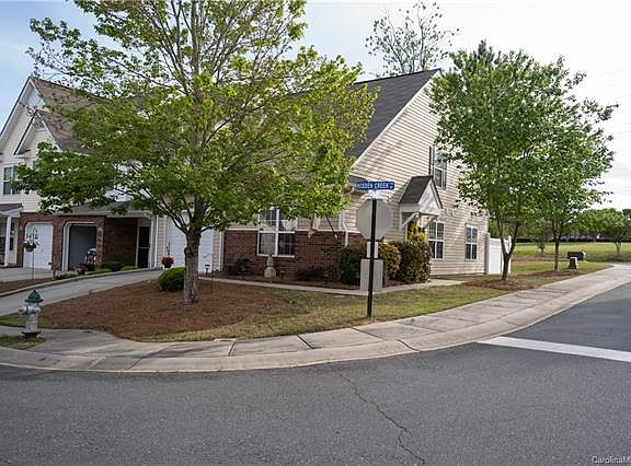 4th image of 1721 Hidden Creek Dr