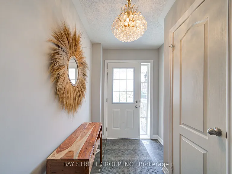 48 Roy Grove Way — Photo 29
