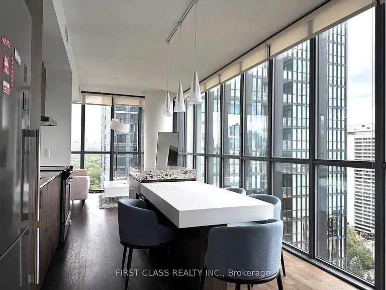101 Charles St E #2010 — Photo 12