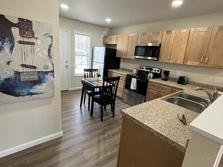 153 School Ave #102 — Photo 2