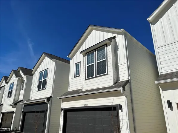 8532 Madeleine Rose Ln, Houston, TX 77055
