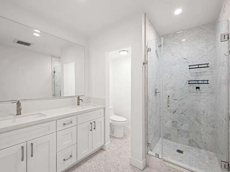 2021 California Ave #2 — Photo 11