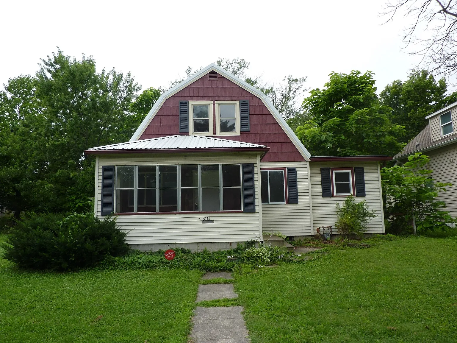 3116 N Gladstone Ave photo 1