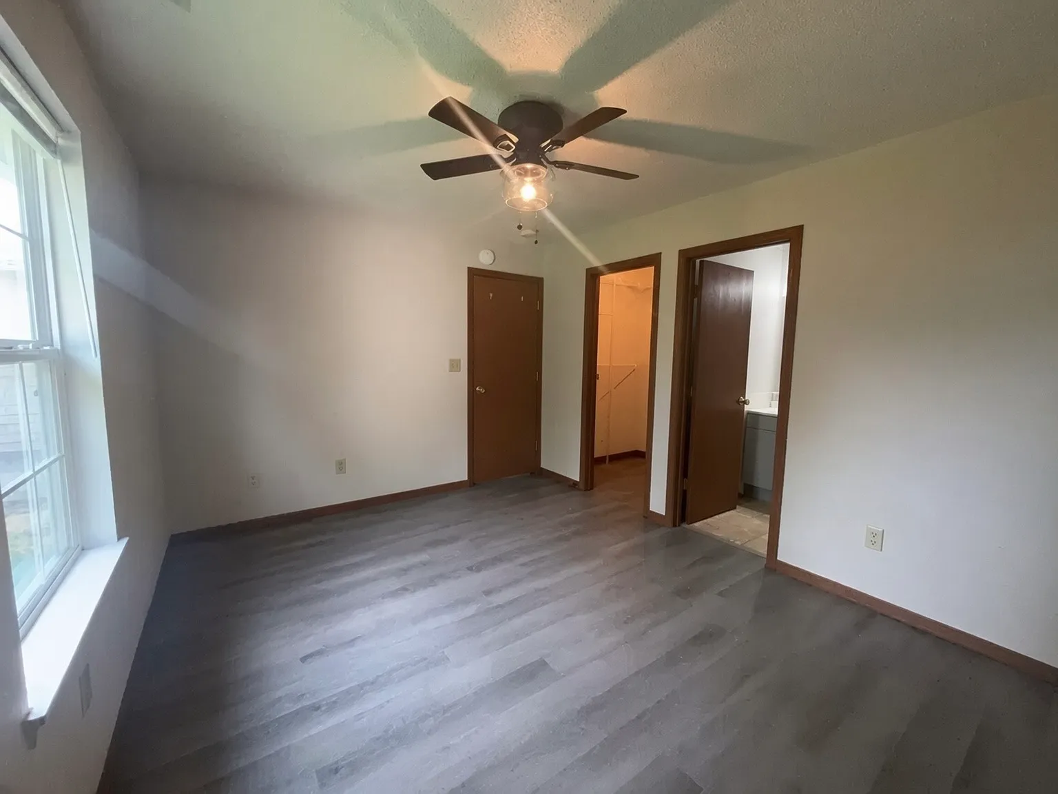 3 bed, 1228 sqft, $1,505 — Photo 3