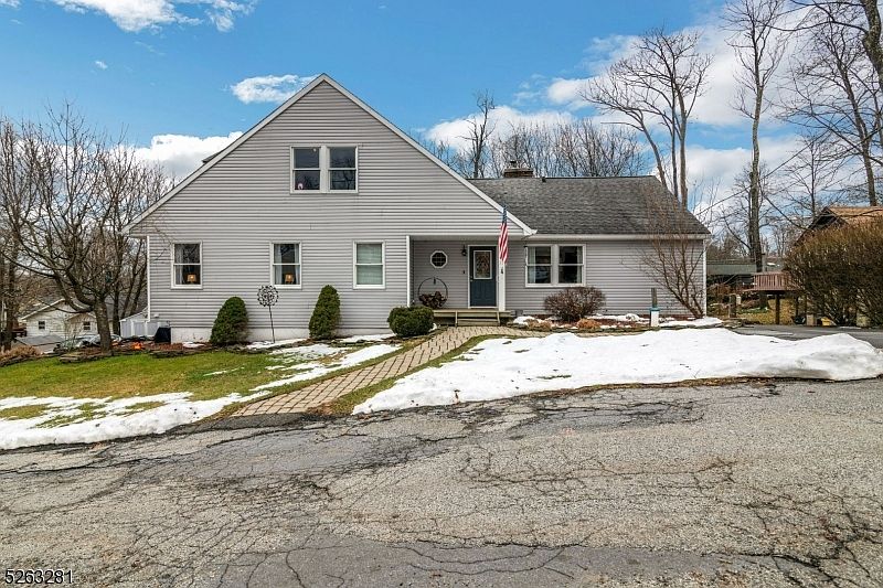 11 Muscotah Rd, Highland Lakes, NJ 07422 Zillow