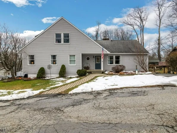 11 Muscotah Rd, Vernon Twp., NJ 07422