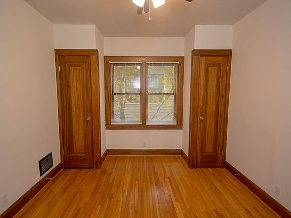 4th image of 3032 Indianola Ave