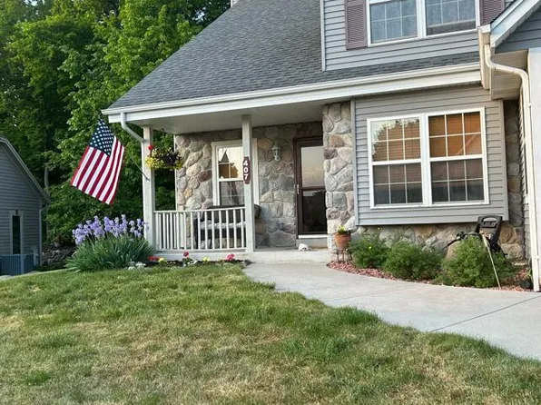 407 Kames COVE, Slinger, WI 53086