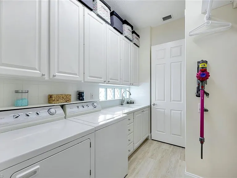 3108 Dominica Way — Photo 20