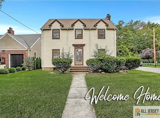 492 Twin Oaks Rd, Union, NJ 07083