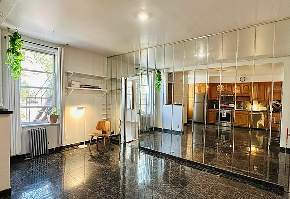 Rented by Capri Jet Realty Corp | media 23