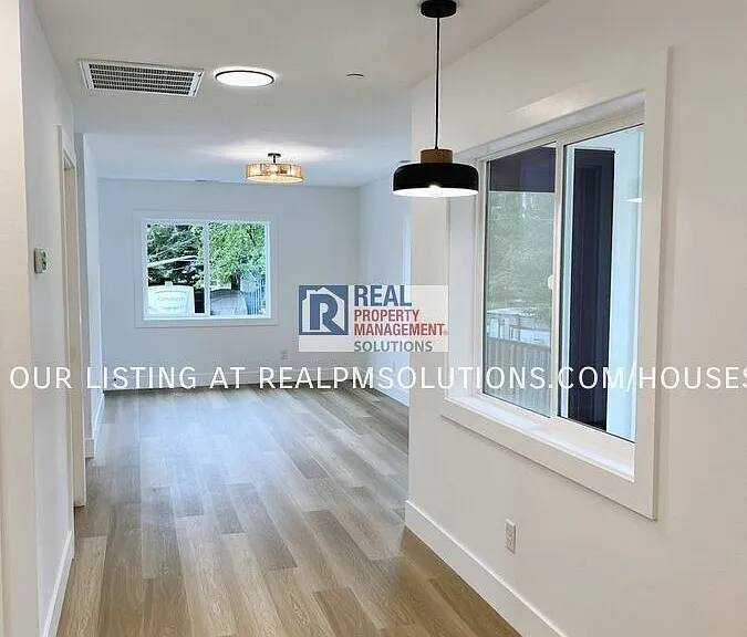 583 NE 113th Ave #583A — Photo 8