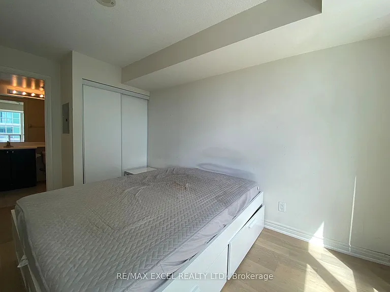 70 Town Centre Ct #2807 — Photo 27