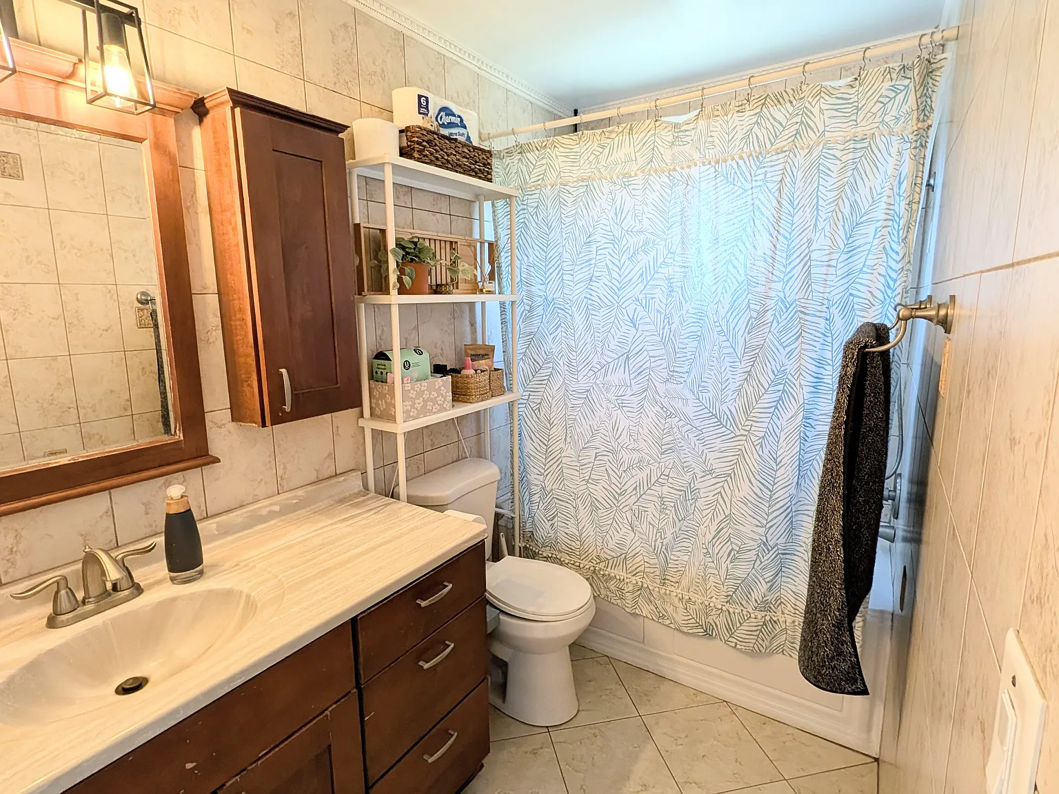 3 bed, 2.5 bath, 1568 sqft, $1,800 — Photo 4