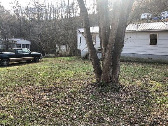 2nd image of 31 Cannel Ln