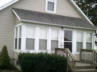 1606 E Lindell St, West Frankfort, IL 62896