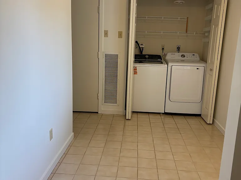 1414 Whitney Ave #G1 — Photo 7