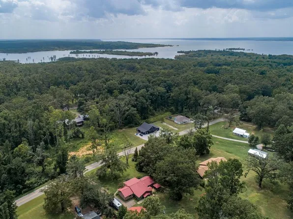 804 County Road 102, Oxford, MS 38655