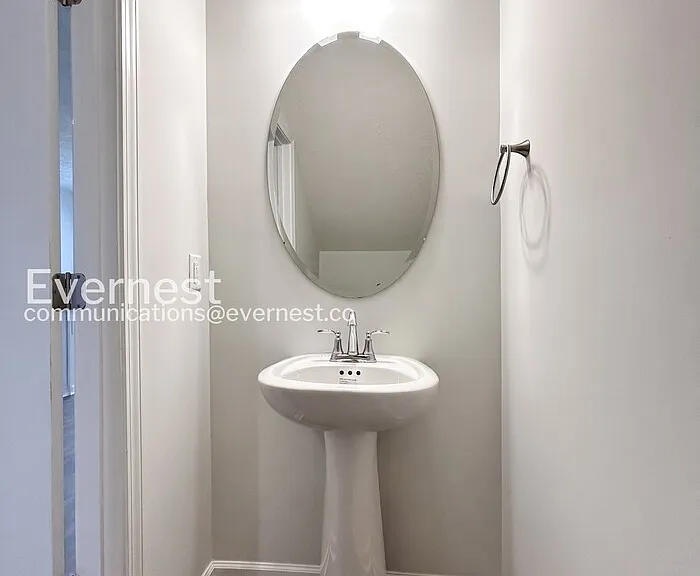 305 Raines Ct — Photo 17