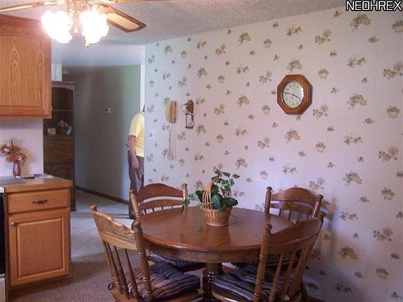 4th image of 8481 Nearwood St NW