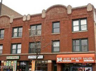3318 W Lawrence Ave, Chicago, IL 60625