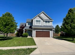 645 N Berry St, Gardner, KS 66030