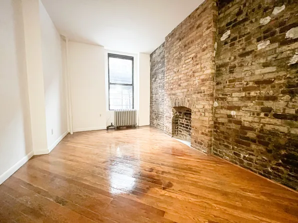 214 East 88th Street image 1 of 7